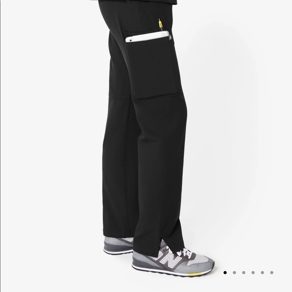 Figs Kade cargo scrub pant